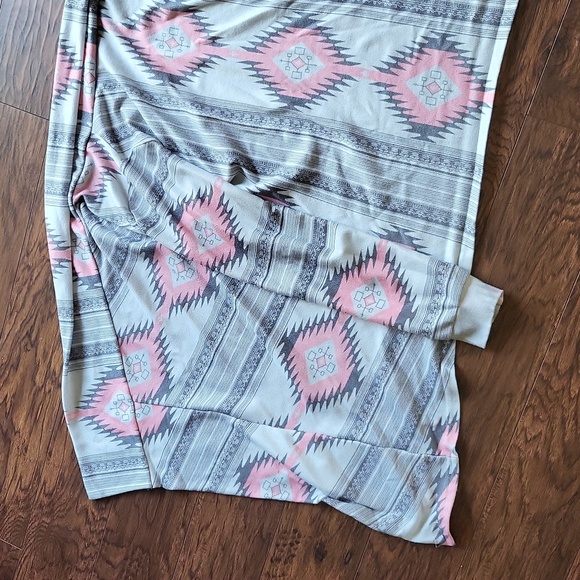 Hua Lan Aztech print cardigan. Size Small - Picture 8 of 9